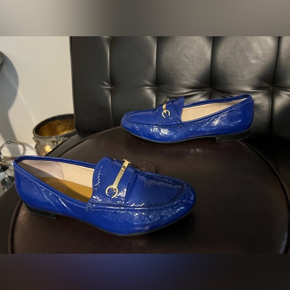 Ivanka Trump vivid blue loafers size 9M - Picture 4 of 11